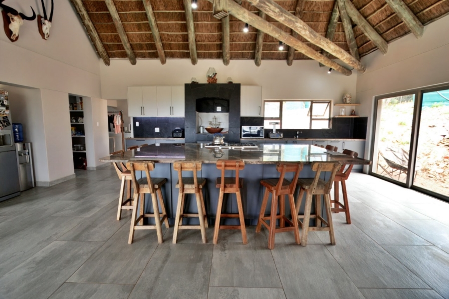 4 Bedroom Property for Sale in Stilbaai Wes Western Cape